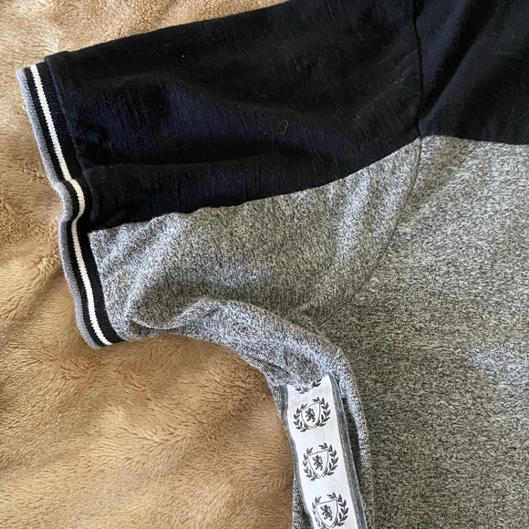 Collared Unique Tee - Picture 4 of 6